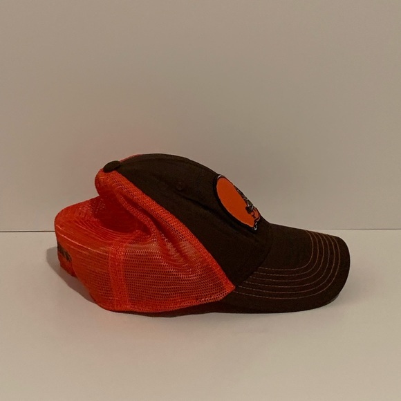 🏈 CLEVELAND BROWNS NFL TEAM APPAREL FOOTBALL BROWN & ORANGE TRUCKER HAT 🏈 - Picture 4 of 8